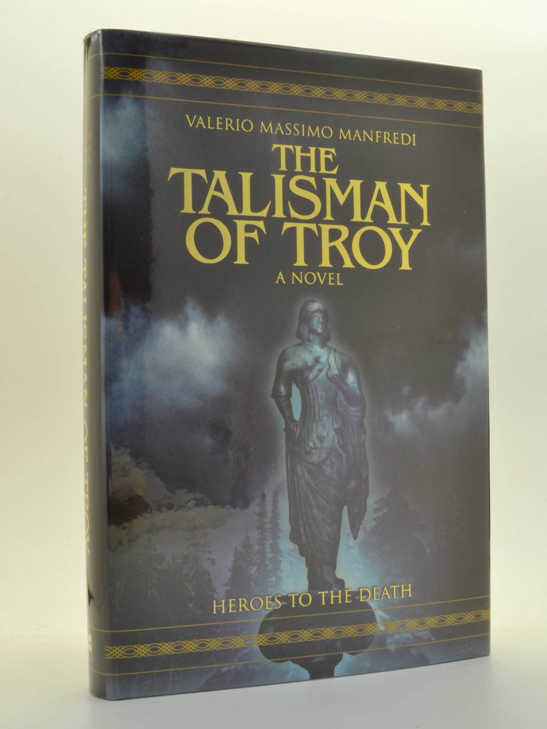 Manfredi, Valerio Massimo - The Talisman of Troy | front cover. Published by Macmillan in 2004. Hardcover.  Condition:  Fine/Near Fine +