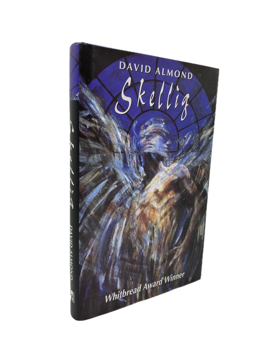Almond, David - Skellig | front cover. Published by Hodder & Stoughton in 1999. Hardcover.  Condition:  Fine/Fine