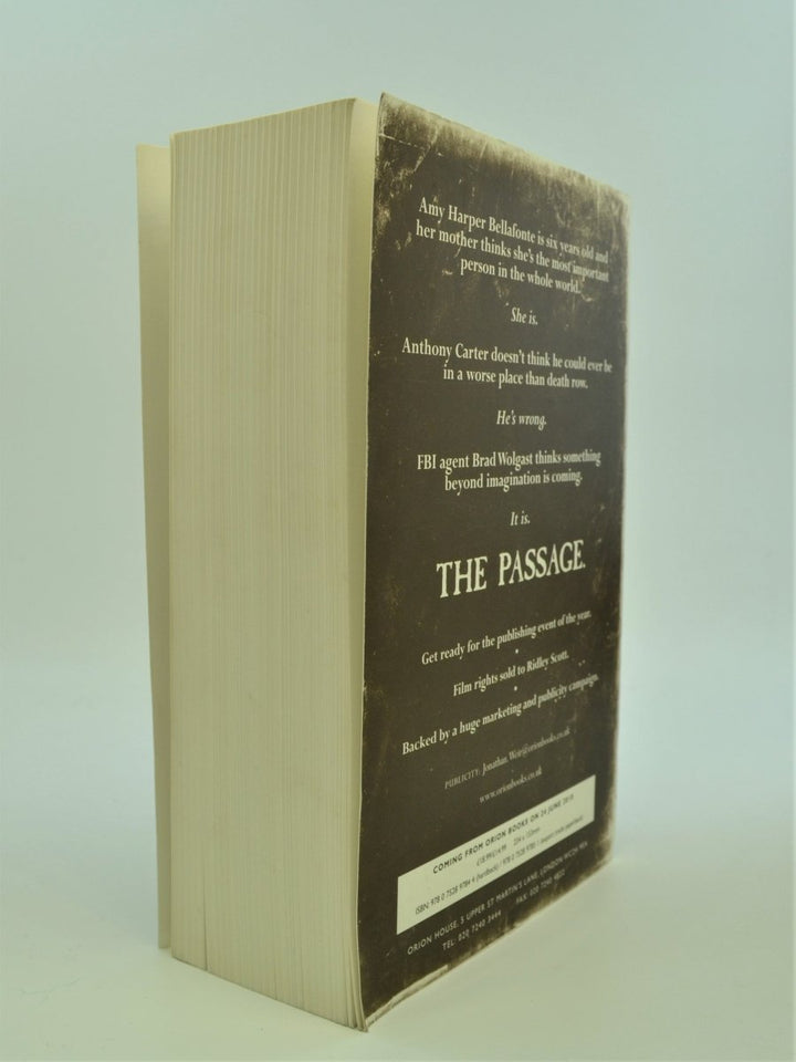 Cronin, Justin - The Passage ( Uncorrected Proof Copy ) | back cover