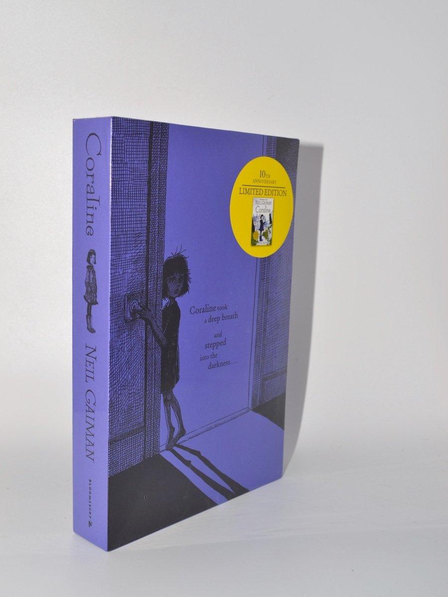 Gaiman, Neil - Coraline | front cover