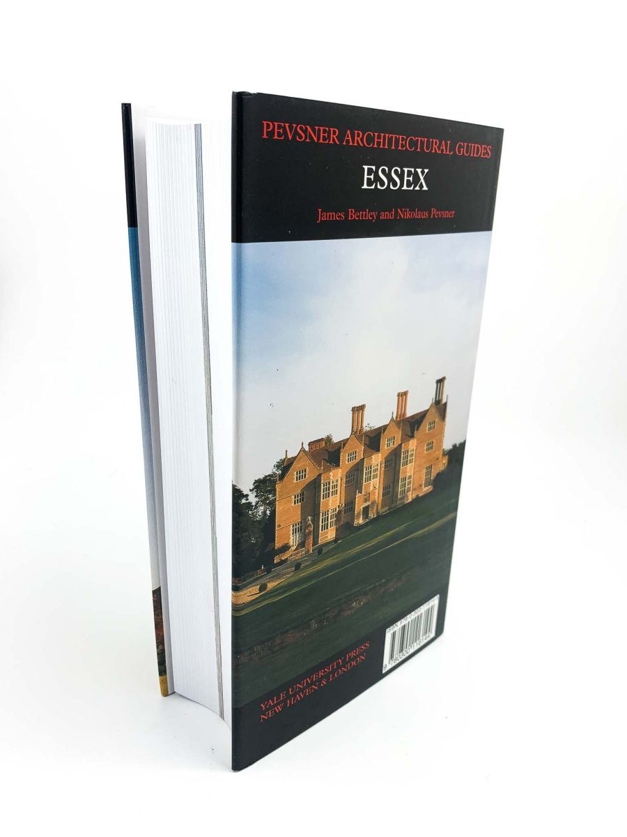 Pevsner, Nikolaus - Buildings of England : Essex | image2