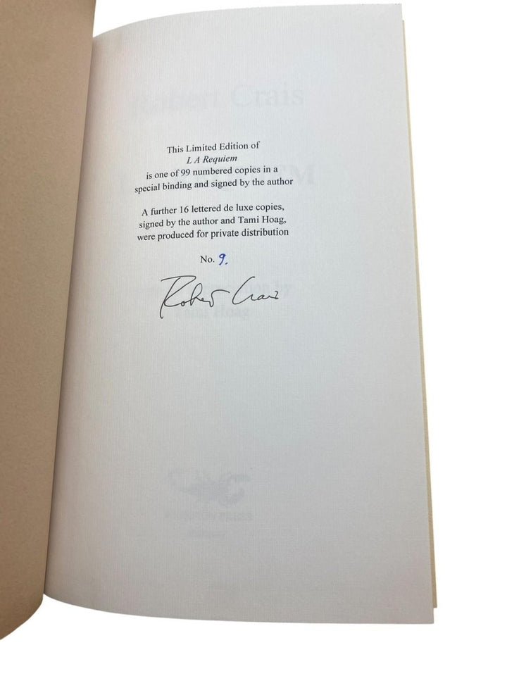 Crais, Robert - L A Requiem - SIGNED | image3