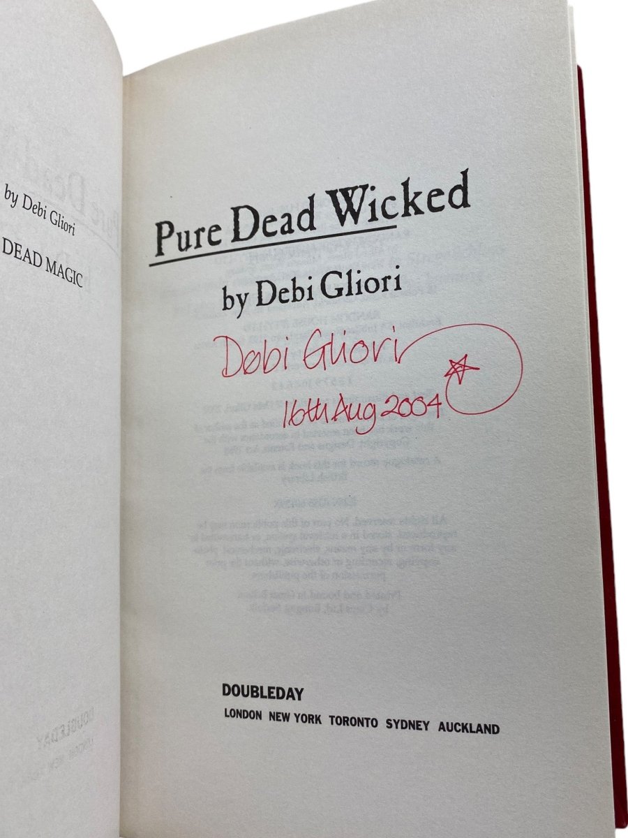 Gliori, Debi - Pure Dead Wicked - SIGNED | image3