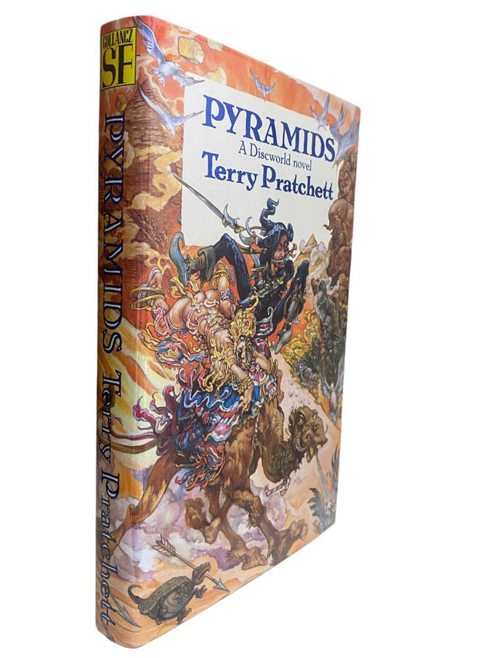 Pratchett, Terry - Pyramids | image1