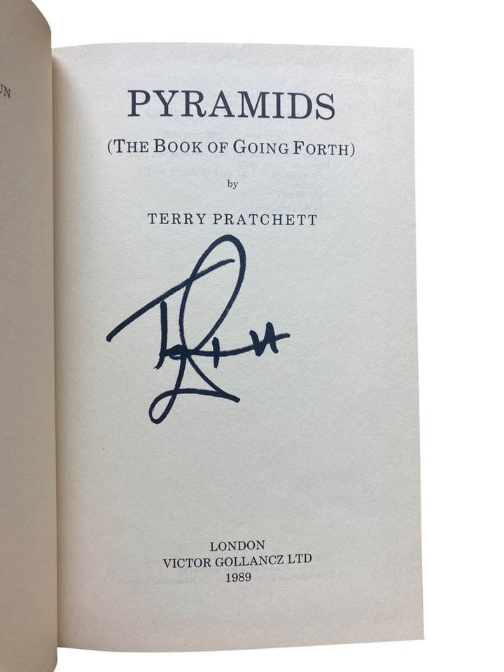 Pratchett, Terry - Pyramids | image2