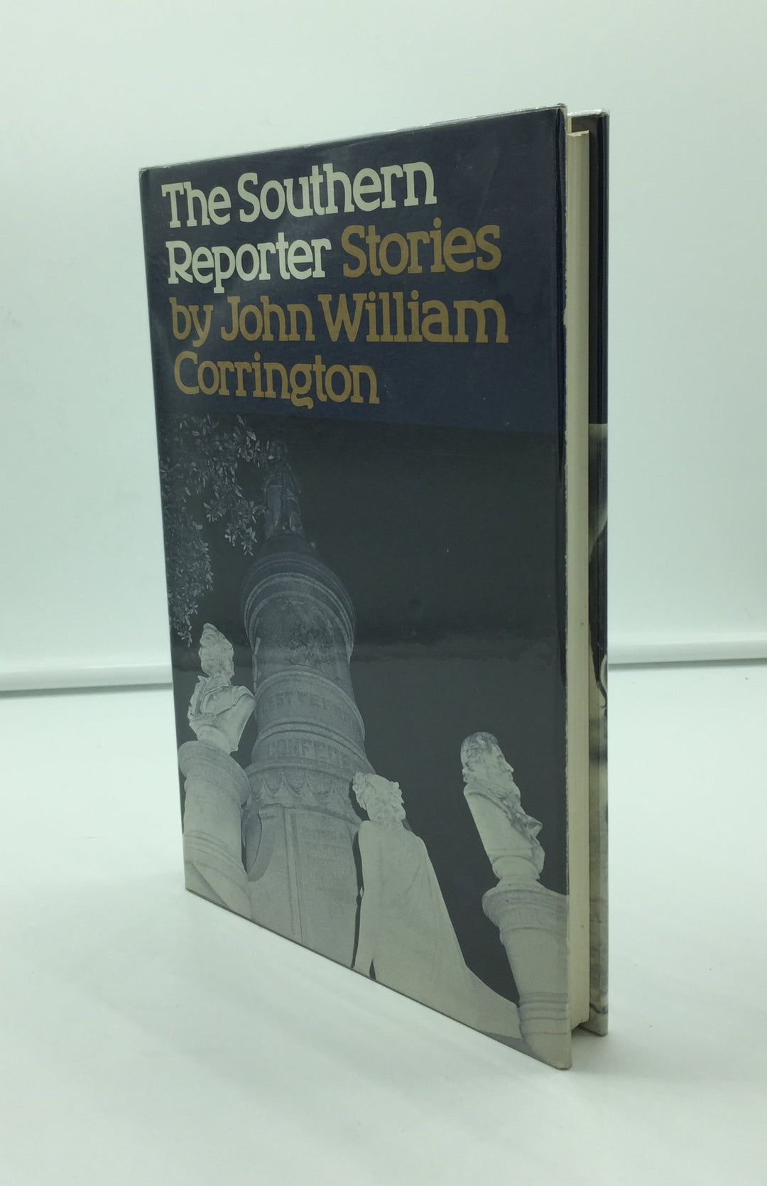 Corrington, John William - The Southern Reporter | back cover