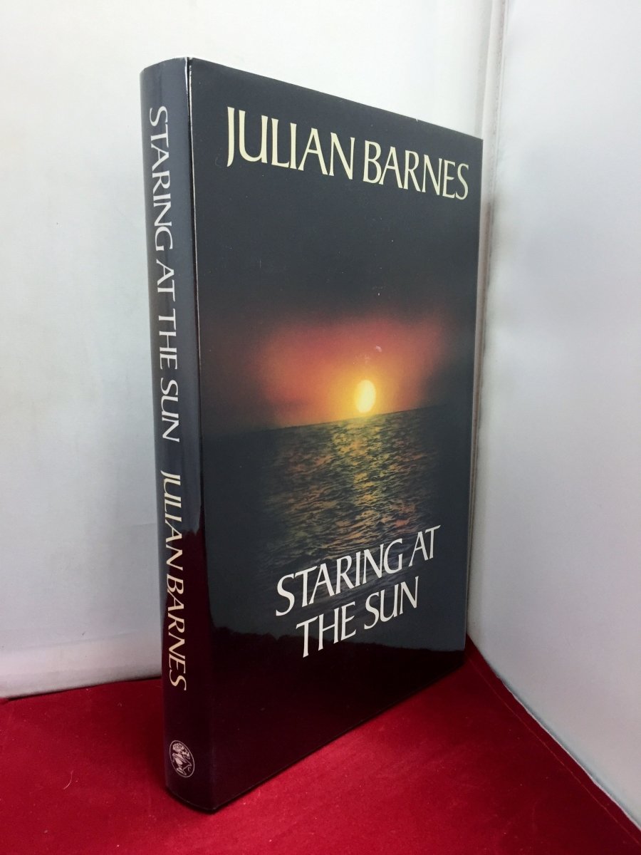 Barnes, Julian - Staring at the Sun | front cover