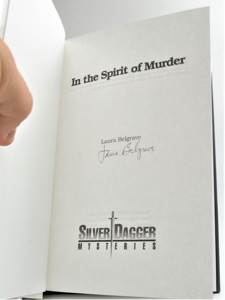 Belgrave, Laura - In the Spirit of Murder - Signed | sample illustration