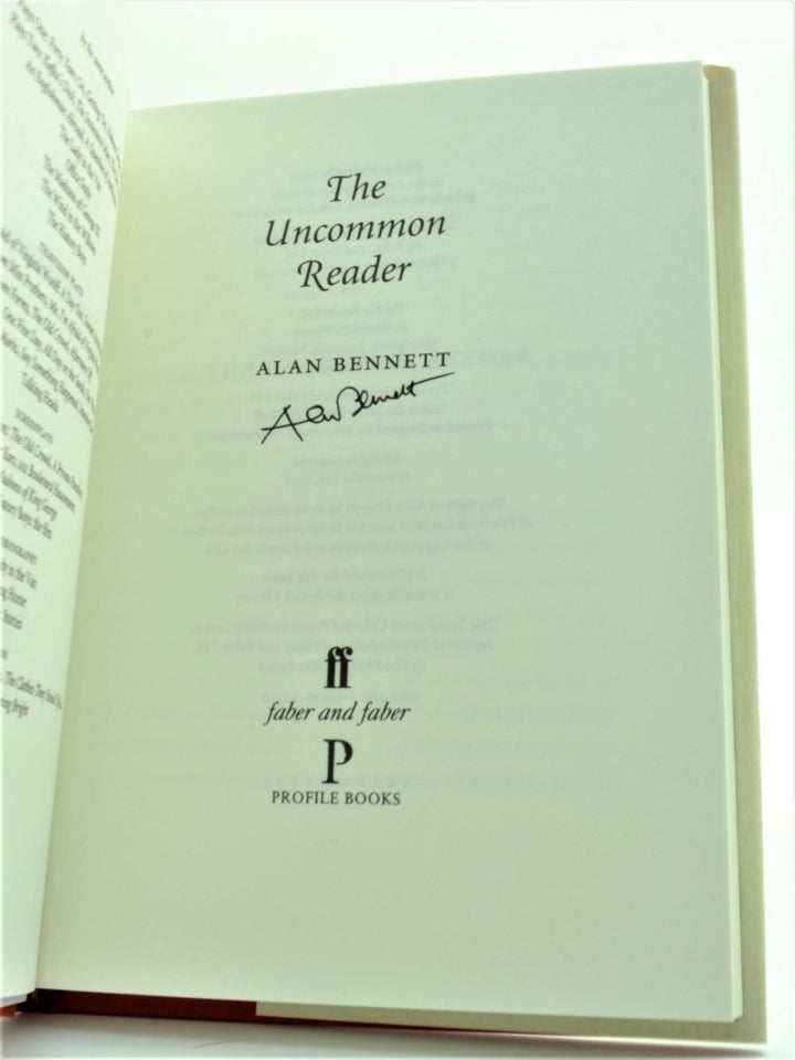 Bennett, Alan - The Uncommon Reader - SIGNED Limited Slipcased Edition | image4