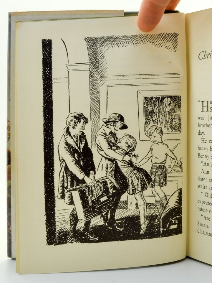 Blyton, Enid - The Christmas Book | sample illustration