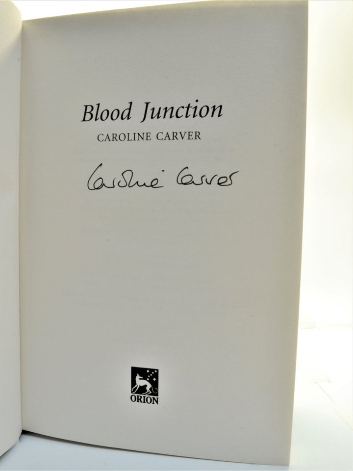 Carver, Caroline - Blood Junction - Signed | sample illustration