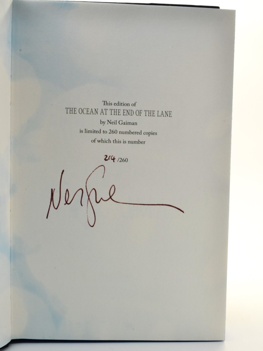 Gaiman, Neil - The Ocean at the End of the Lane - SIGNED | back cover