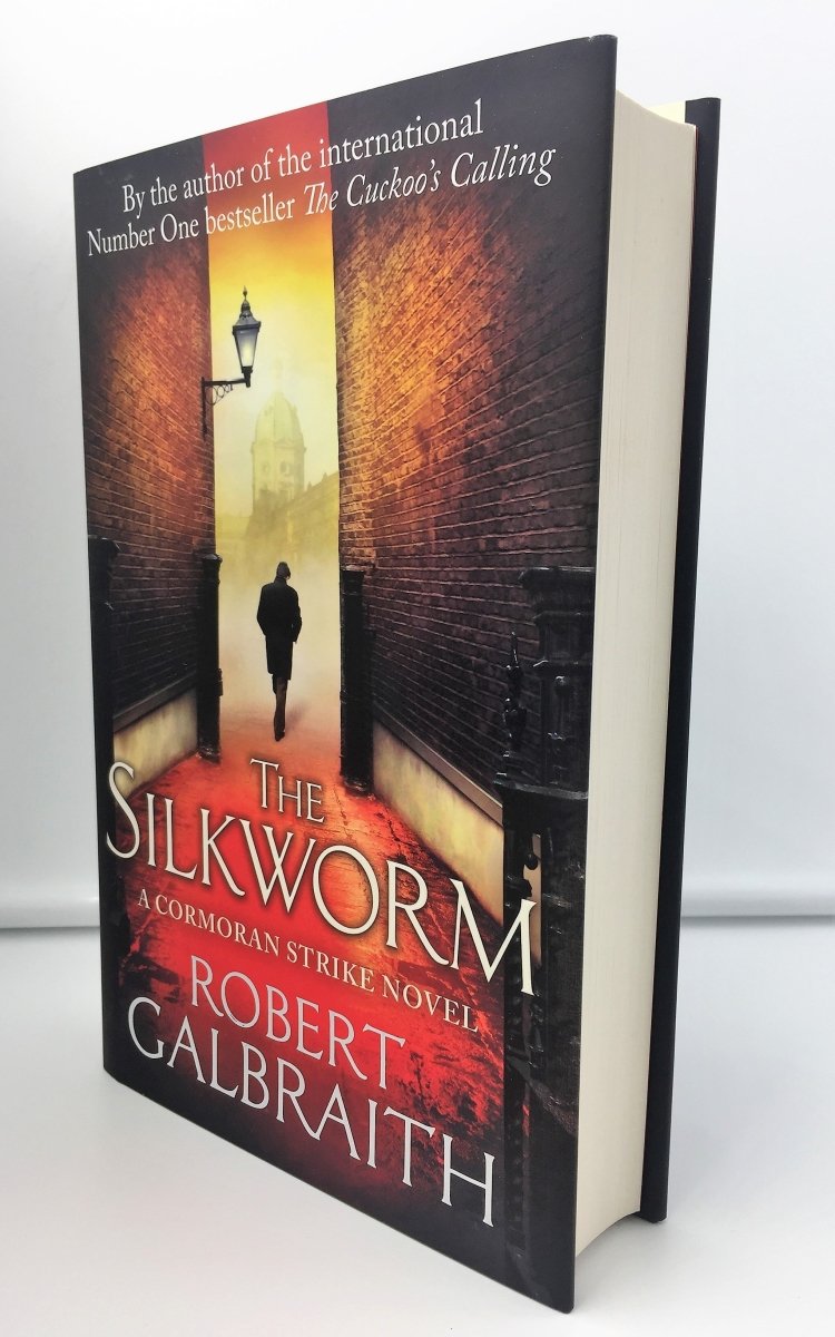 Galbraith, Robert - The Silkworm | front cover
