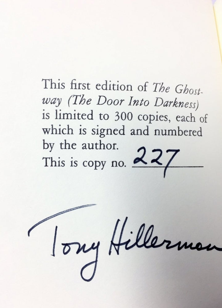 Hillerman, Tony - The Ghostway | sample illustration