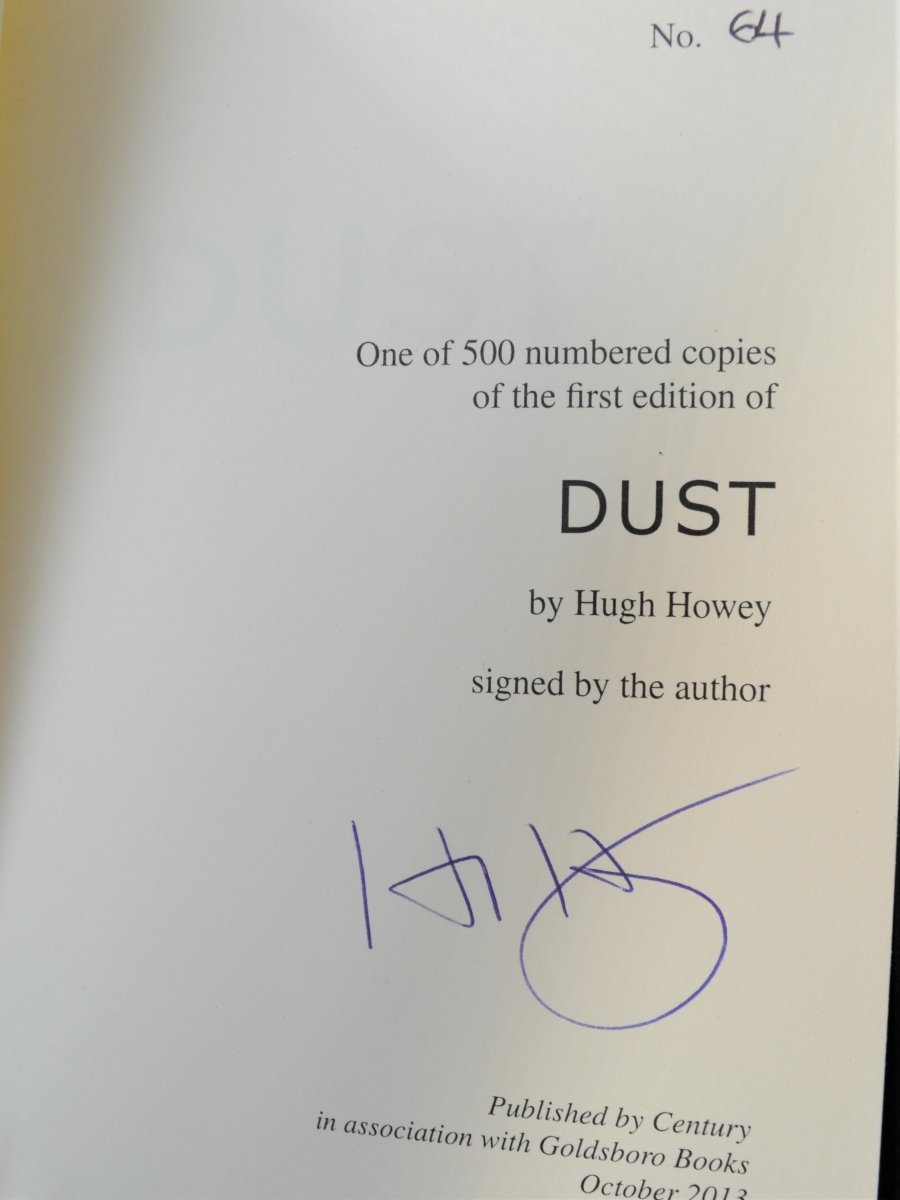 Howey, Hugh - Dust - Slipcased limited edition (SIGNED) | signature page