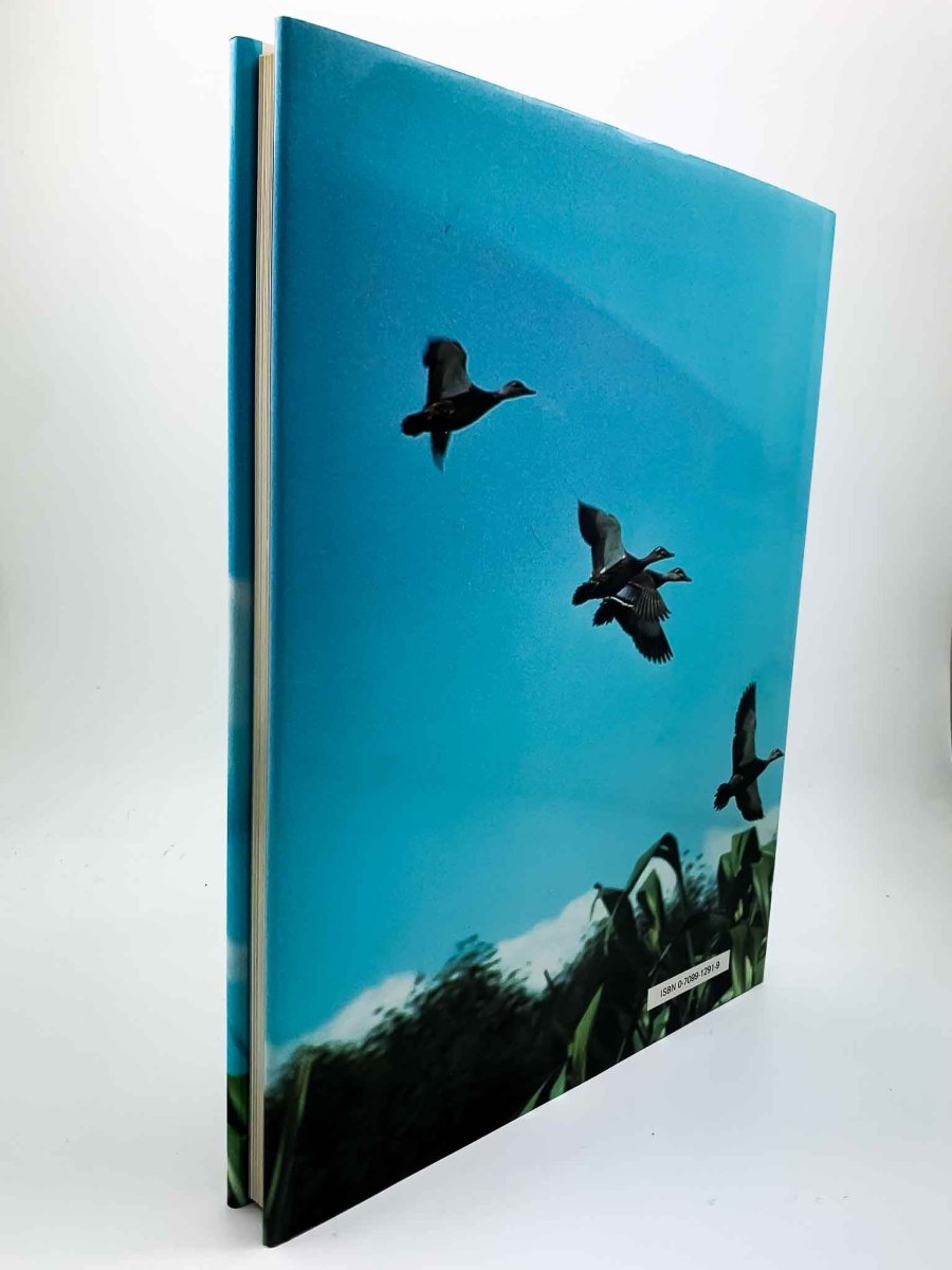 Kear, Janet - Eric Hosking's Wildfowl - SIGNED | front cover
