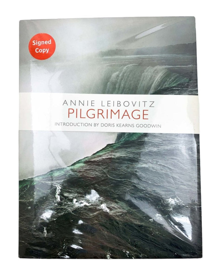 Leibovitz, Annie - Pilgrimage - SIGNED | front cover