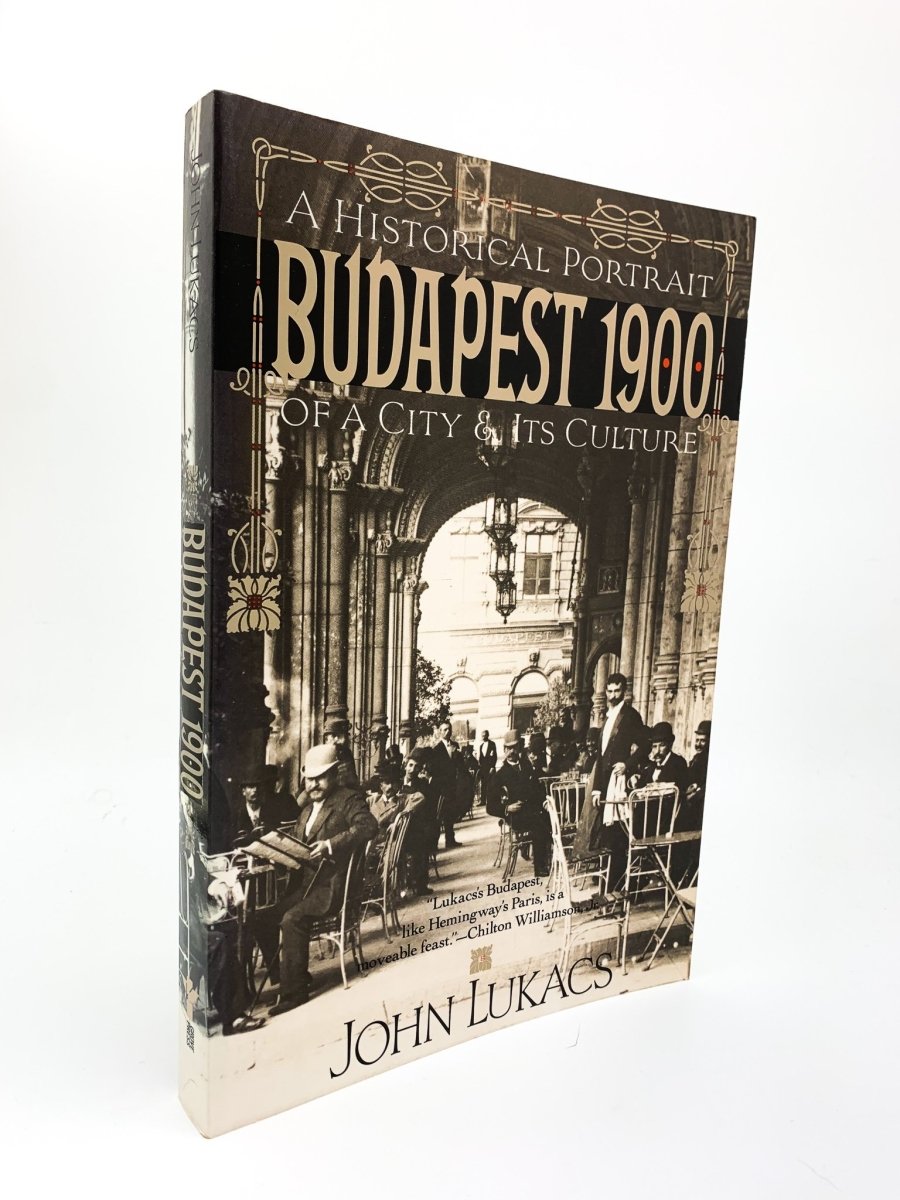 Lukacs, John - Budapest 1900 - SIGNED | front cover