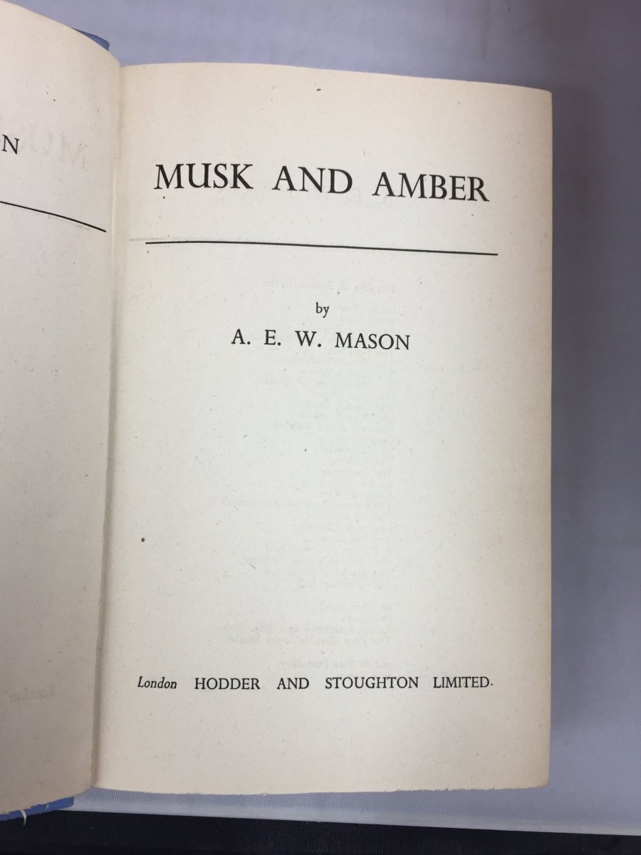 Mason, A E W - Musk and Amber | sample illustration