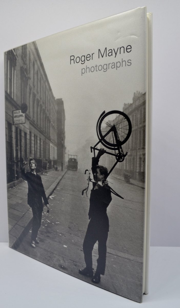 Mayne, Roger - Roger Mayne : Photographs | front cover