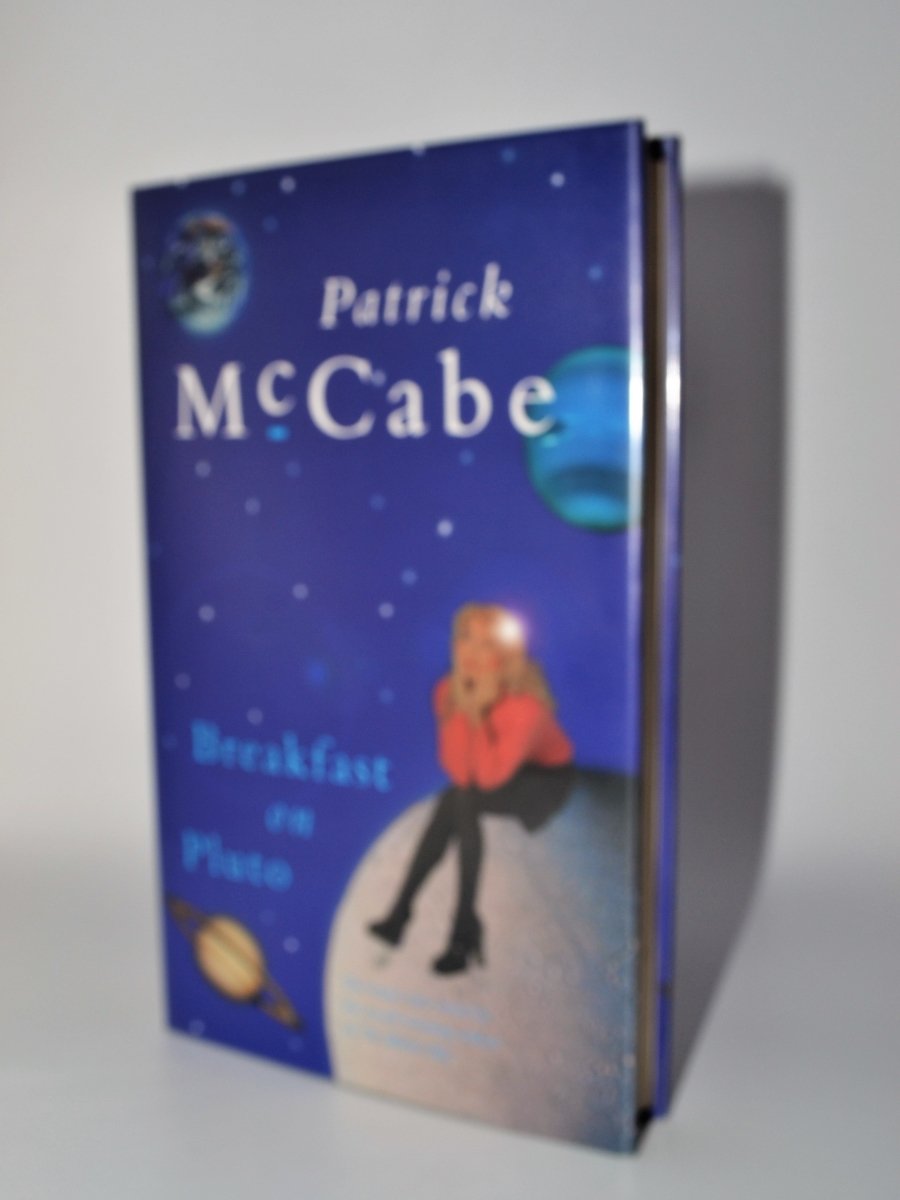 McCabe, Patrick - Breakfast on Pluto | front cover