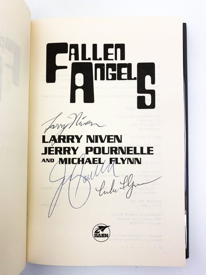 Niven, Larry / Pournelle, Jerry - Fallen Angels - SIGNED | signature page