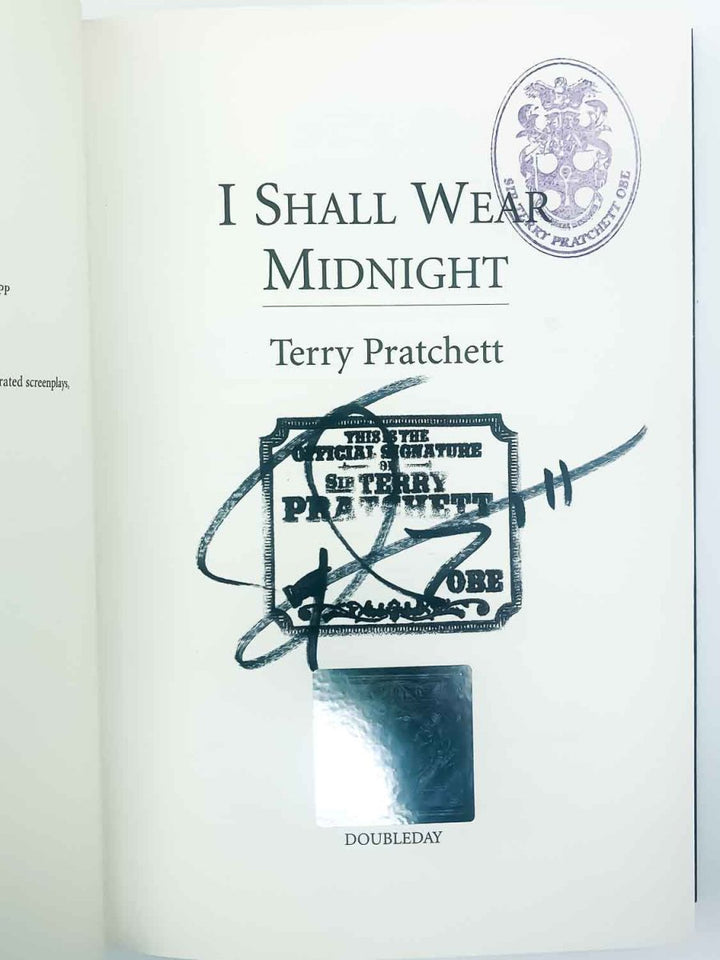 Pratchett, Terry - I Shall Wear Midnight - SIGNED | image3