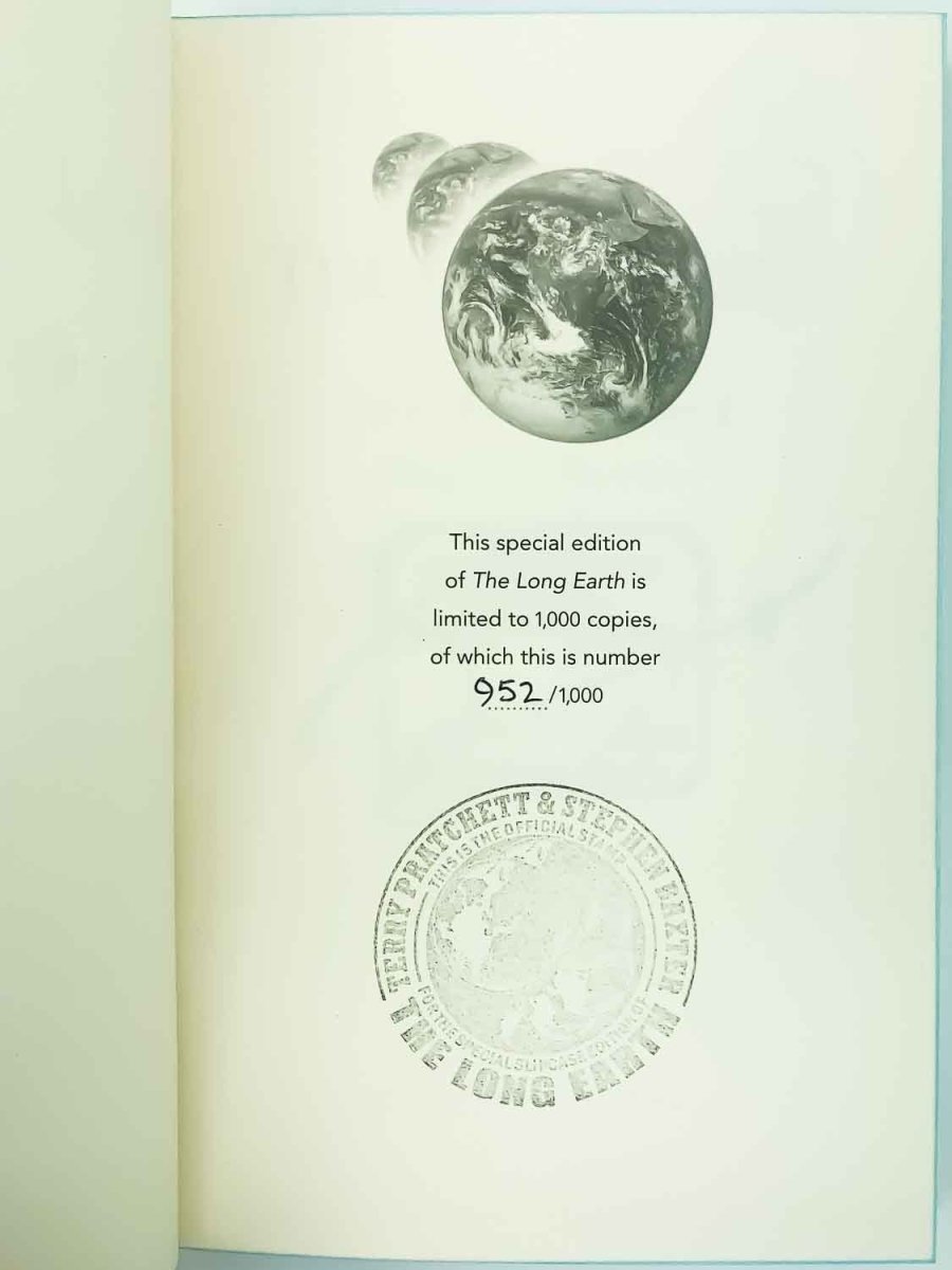 Pratchett, Terry - The Long Earth - Limited Collector's Edition - SIGNED | image3