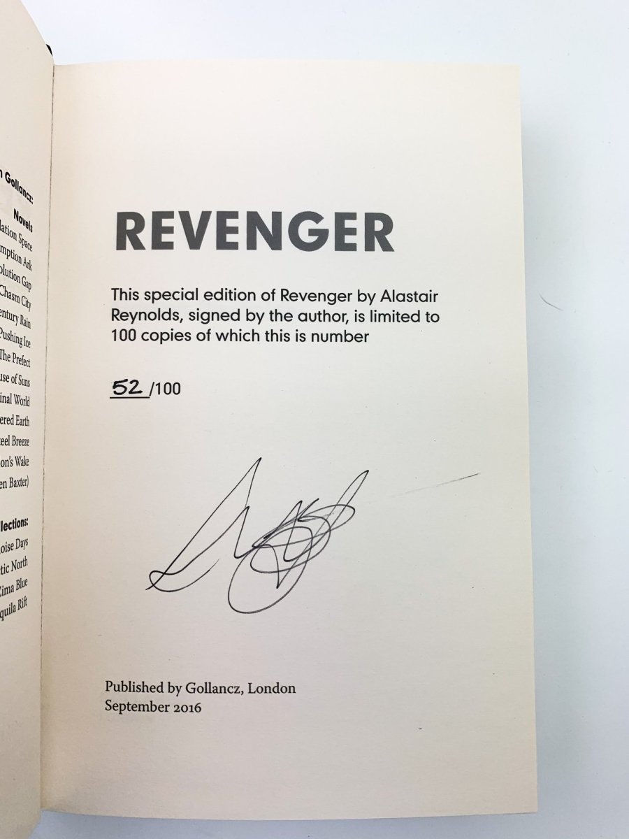 Reynolds, Alastair - Revenger - SIGNED | signature page