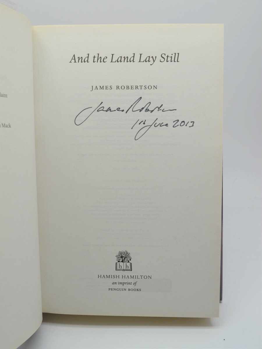 Robertson, James - And the Land Lay Still | back cover