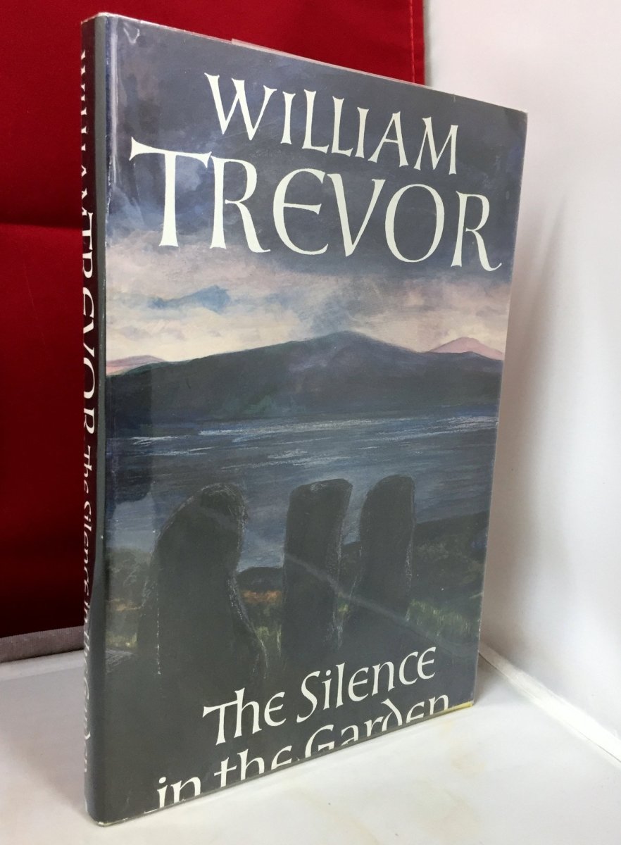 Trevor, William - The Silence in the Garden | front cover