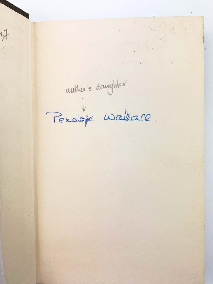 Wallace, Edgar - A King by Night ( Signed by the author's daughter ) | image3