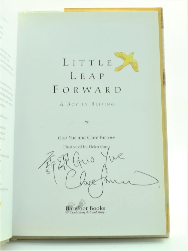 Yue, Guo & Farrow, Clare - A Little Leap Forward - SIGNED | back cover
